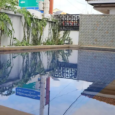 Mom'S Guesthouse