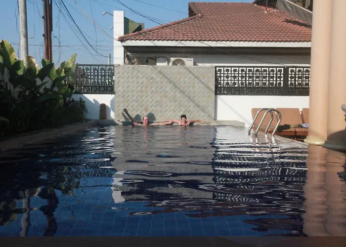 Mom's 4*